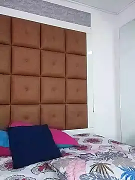 ELLA KELLY online show from 02-05-25, 11:55