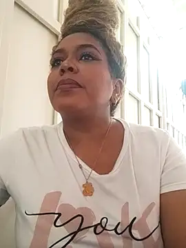 ELLA KELLY online show from 02-10-26, 11:58