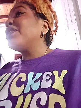 ELLA KELLY online show from 04-24-26, 11:56