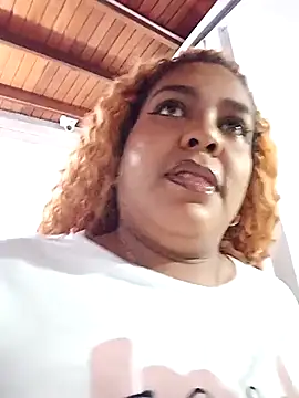 ELLA KELLY online show from 04-25-26, 11:46