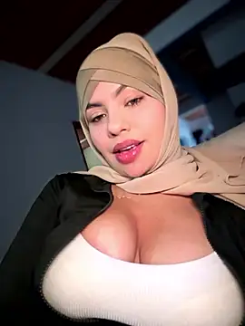 lalilamassu1 online show from 01-18-26, 01:48