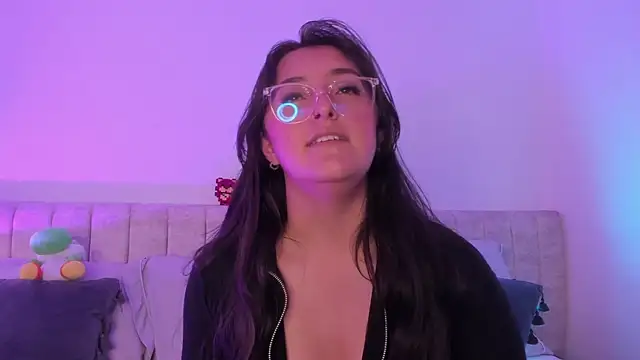 Snapshot of Kathia_Morelli chatting on 02-13-25, 05:54 Kathia Morelli online show from 02-13-25, 05:54