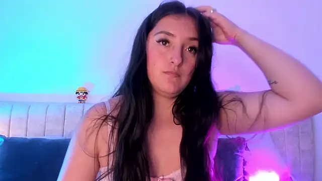 Snapshot of Kathia_Morelli chatting on 02-17-25, 03:42 Kathia Morelli online show from 02-17-25, 03:42