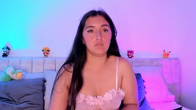 Snapshot of Kathia_Morelli chatting on 03-04-25, 02:42 Kathia Morelli online show from 03-04-25, 02:42