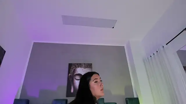 Snapshot of Kathia_Morelli chatting on 03-21-25, 07:46 Kathia Morelli online show from 03-21-25, 07:46