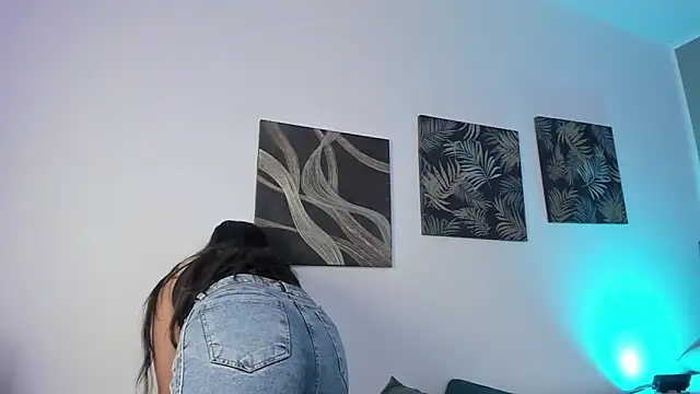 Snapshot of Kathia_Morelli chatting on 09-22-25, 11:56 Kathia Morelli online show from 09-22-25, 11:56