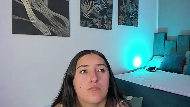 Snapshot of Kathia_Morelli chatting on 09-27-25, 11:37 Kathia Morelli online show from 09-27-25, 11:37