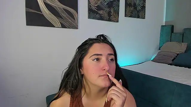 Snapshot of Kathia_Morelli chatting on 10-09-25, 11:41 Kathia Morelli online show from 10-09-25, 11:41
