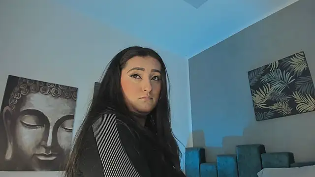 Snapshot of Kathia_Morelli chatting on 05-29-26, 11:41 Kathia Morelli online show from 05-29-26, 11:41