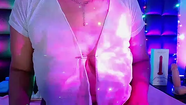 kuromi69 online show from 01-24-25, 09:06