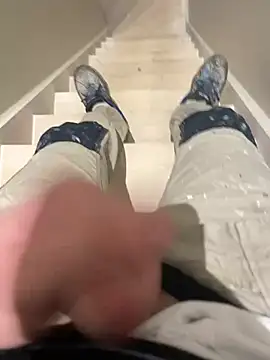 Snapshot of dimitriei chatting on 01-06-25, 08:14 dimitriei online show from 01-06-25, 08:14