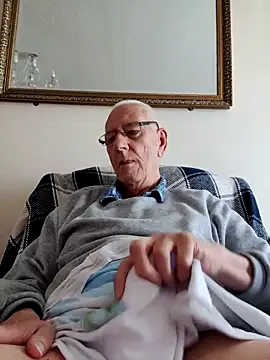 cutaboverest online show from 05-15-26, 08:21