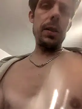 Snapshot of Scamp22 chatting on 04-03-26, 06:11 Scamp22 online show from 04-03-26, 06:11