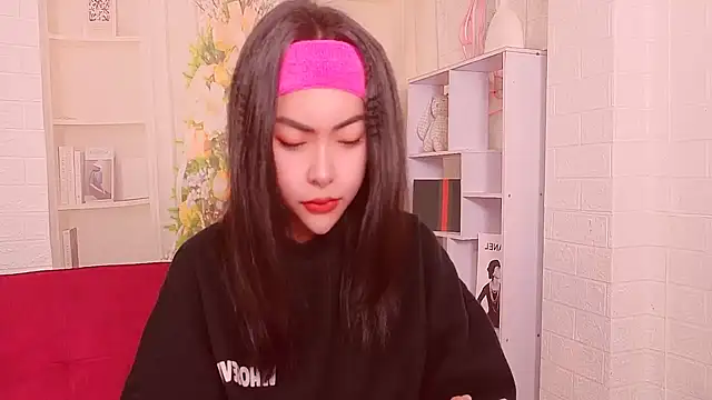 Snapshot of SexualStruggle chatting on 01-11-26, 12:26 SexualStruggle online show from 01-11-26, 12:26