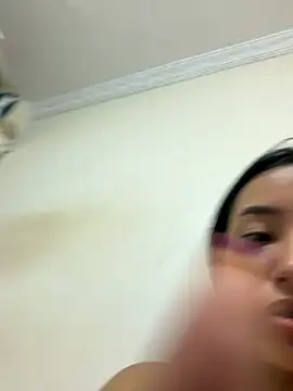 AniEvans  online show from 11-18-25, 02:06