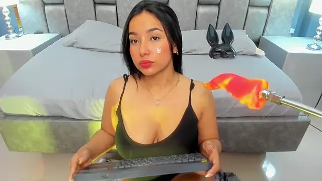 AniEvans  online show from 02-16-26, 11:17