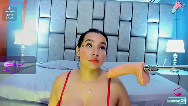 Snapshot of AniEvans_ chatting on 05-06-26, 11:15 AniEvans online show from 05-06-26, 11:15