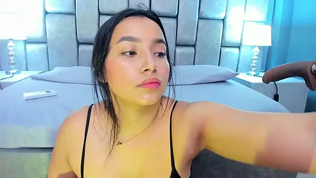 Snapshot of AniEvans_ chatting on 05-20-26, 11:05 AniEvans online show from 05-20-26, 11:05