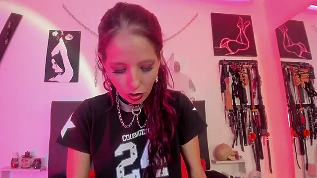 Little Naughtty online show from 11-12-25, 01:22