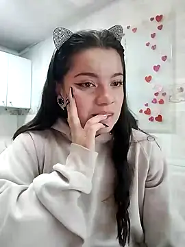 Snapshot of Alice_atm chatting on 12-14-24, 08:18 Alice atm online show from 12-14-24, 08:18