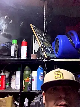 valleyoneofakind online show from 11-29-25, 06:05