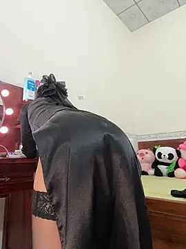    Erin    online show from 07-26-26, 03:14