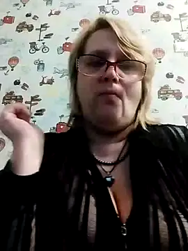 Forest-Lady online show from 02-20-25, 04:14