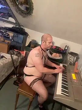 Snapshot of ditchwater chatting on 01-23-25, 11:15 ditchwater online show from 01-23-25, 11:15