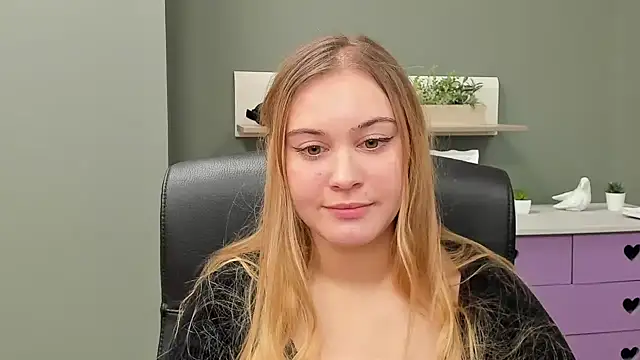 kitty valeria online show from 02-23-25, 11:00