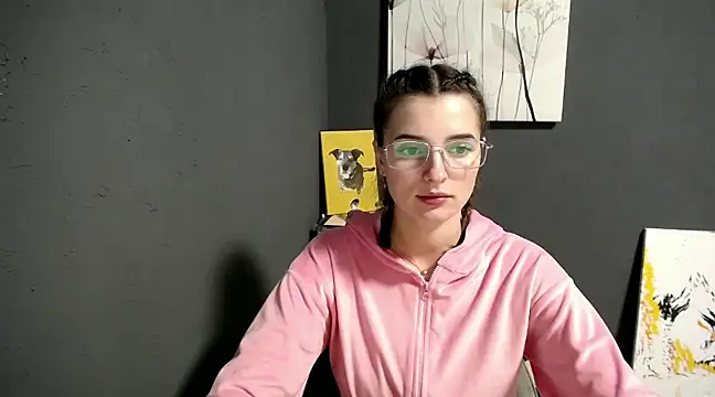 Snapshot of lady_olivia_ chatting on 12-12-24, 05:59 lady olivia  online show from 12-12-24, 05:59