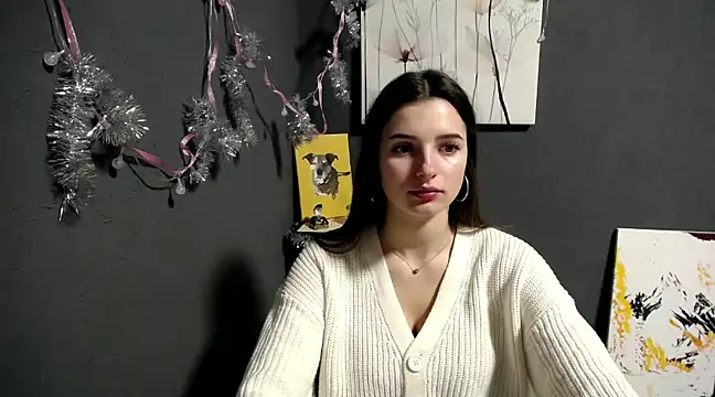 Snapshot of lady_olivia_ chatting on 12-17-24, 01:49 lady olivia  online show from 12-17-24, 01:49