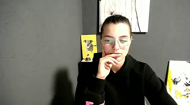 Snapshot of lady_olivia_ chatting on 02-10-25, 04:58 lady olivia  online show from 02-10-25, 04:58