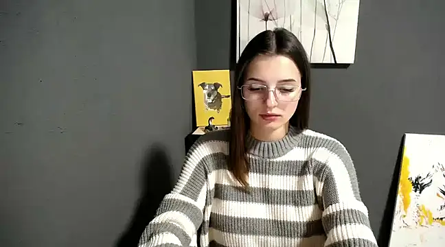 Snapshot of lady_olivia_ chatting on 02-13-25, 01:48 lady olivia  online show from 02-13-25, 01:48