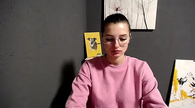 Snapshot of lady_olivia_ chatting on 03-03-25, 02:04 lady olivia  online show from 03-03-25, 02:04