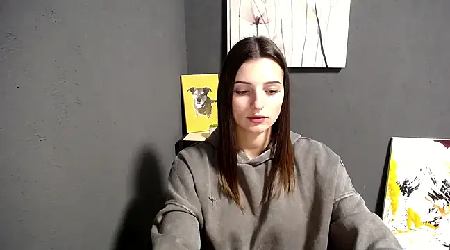 Snapshot of lady_olivia_ chatting on 03-04-25, 02:32 lady olivia  online show from 03-04-25, 02:32