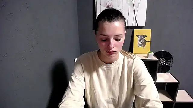 Snapshot of lady_olivia_ chatting on 10-08-25, 04:59 lady olivia  online show from 10-08-25, 04:59