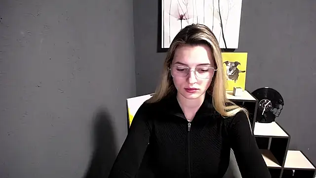 lady olivia  online show from 03-04-26, 01:28