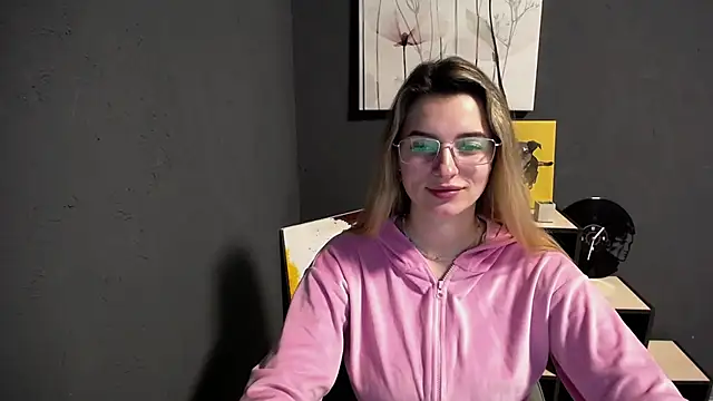 lady olivia  online show from 03-17-26, 01:25