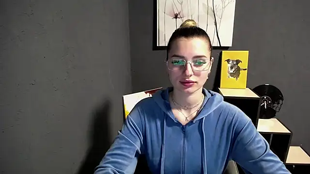 lady olivia  online show from 04-25-26, 01:41