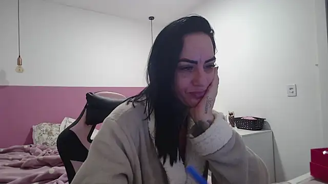 Snapshot of YasmimBrasil chatting on 07-22-26, 07:11 YasmimBrasil online show from 07-22-26, 07:11