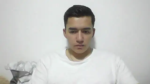 Snapshot of Estebitan_vm chatting on 01-15-26, 02:16 Estebitan vm online show from 01-15-26, 02:16