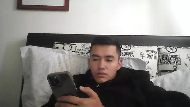 Snapshot of Estebitan_vm chatting on 02-04-26, 01:39 Estebitan vm online show from 02-04-26, 01:39