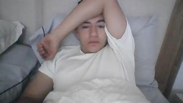 Snapshot of Estebitan_vm chatting on 02-11-26, 01:38 Estebitan vm online show from 02-11-26, 01:38