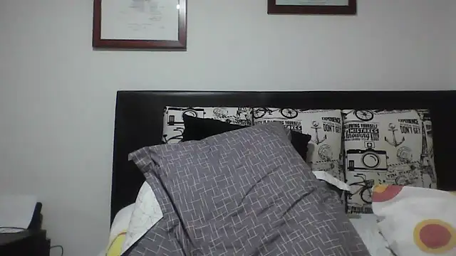 Snapshot of Estebitan_vm chatting on 02-20-26, 04:09 Estebitan vm online show from 02-20-26, 04:09