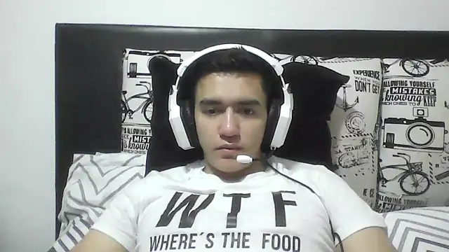 Snapshot of Estebitan_vm chatting on 03-12-26, 04:29 Estebitan vm online show from 03-12-26, 04:29