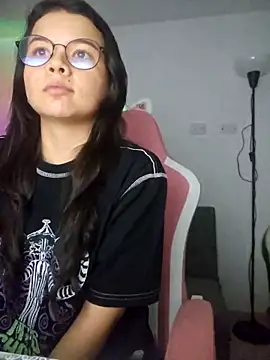 azumiichan online show from 09-27-25, 12:15