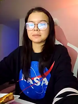 azumiichan online show from 11-27-25, 12:13