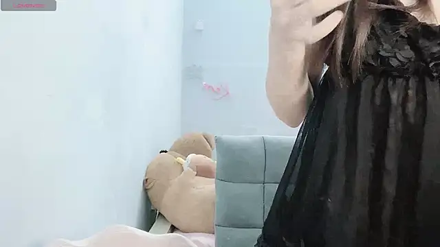 tanhxiu online show from 12-14-24, 08:13