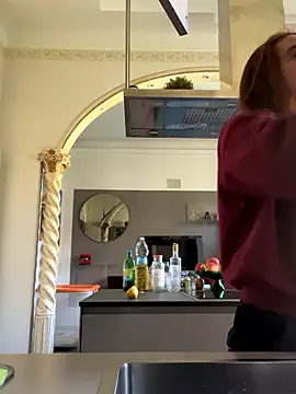 Debby 89 online show from 04-29-26, 10:08