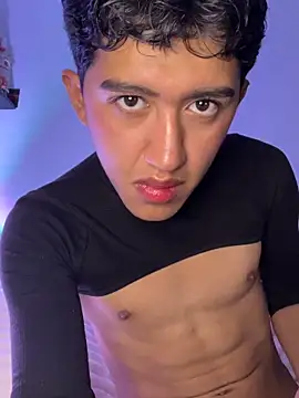 Snapshot of Drakoo_25 chatting on 04-06-26, 06:58 Drakoo 25 online show from 04-06-26, 06:58